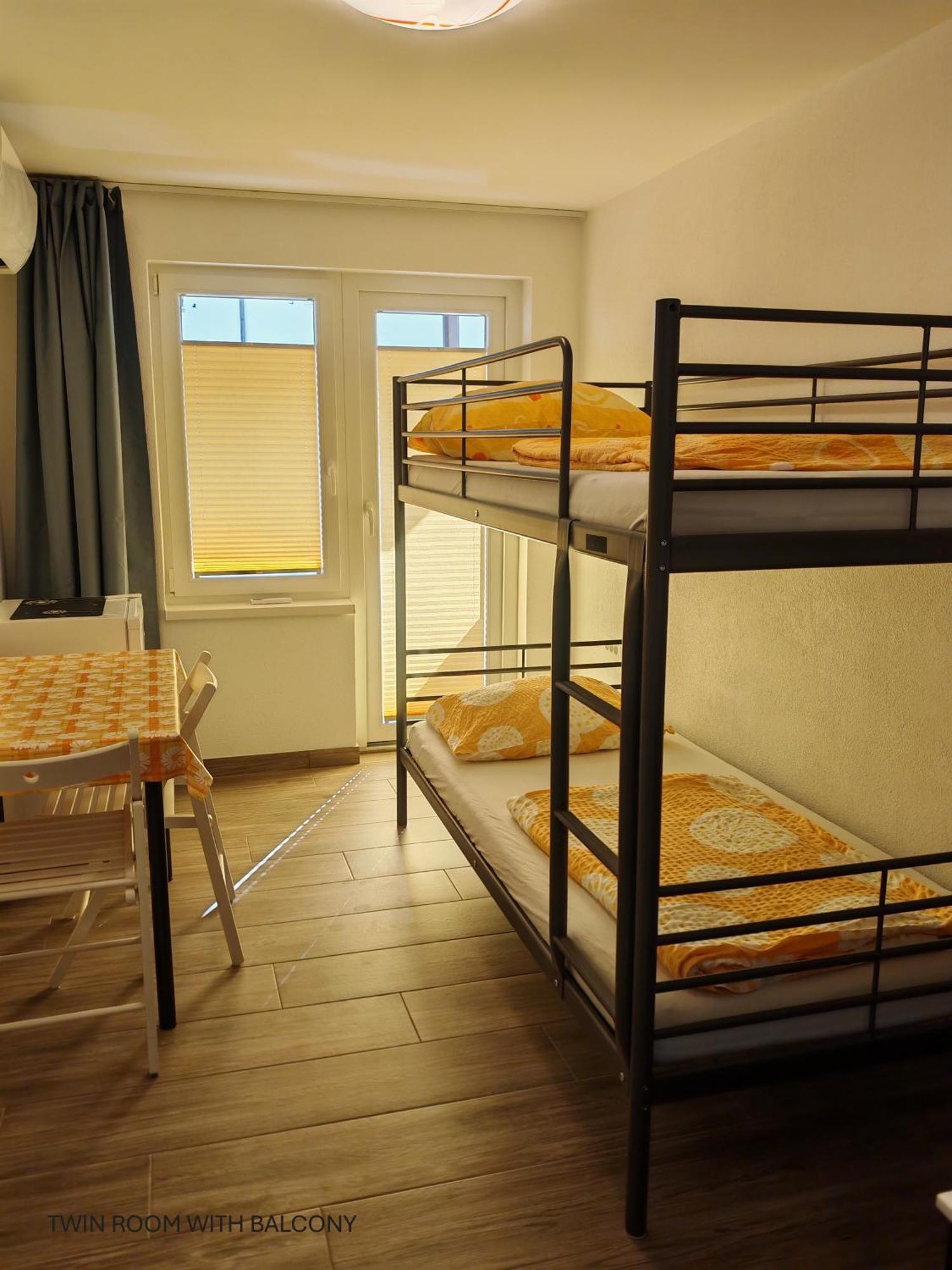 Apartment And Room Anica Толмин Екстериор снимка
