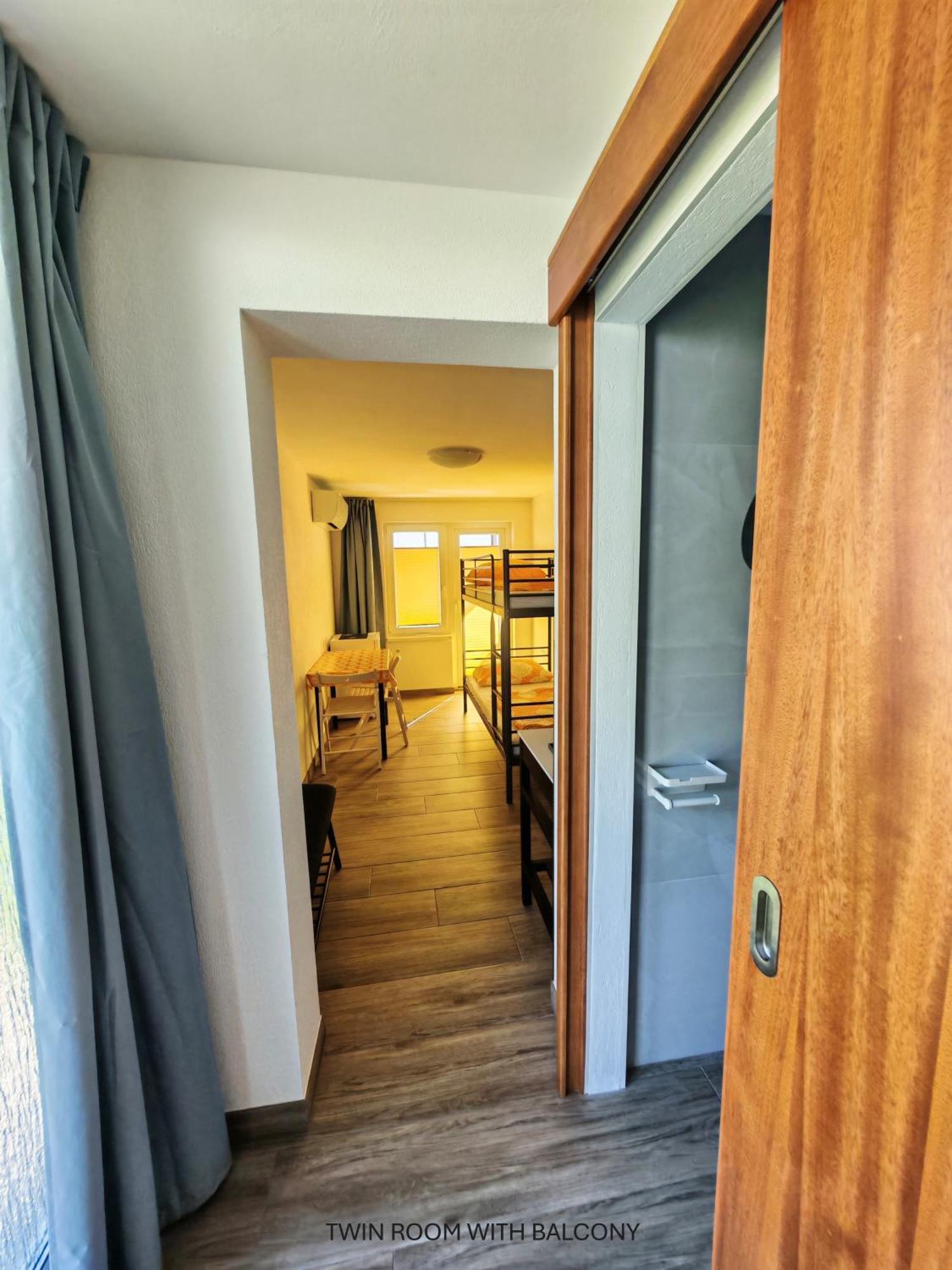 Apartment And Room Anica Толмин Екстериор снимка
