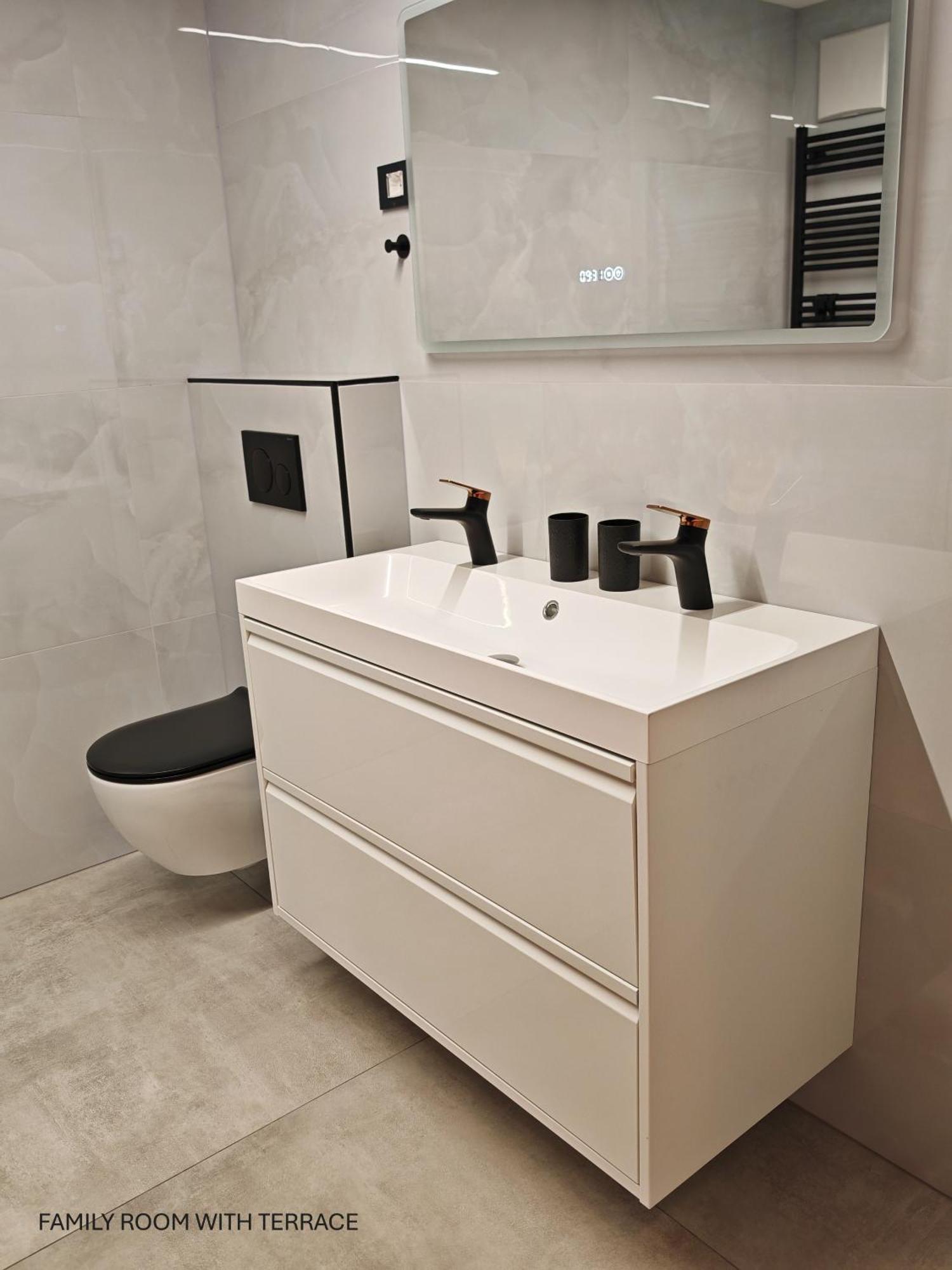 Apartment And Room Anica Толмин Екстериор снимка