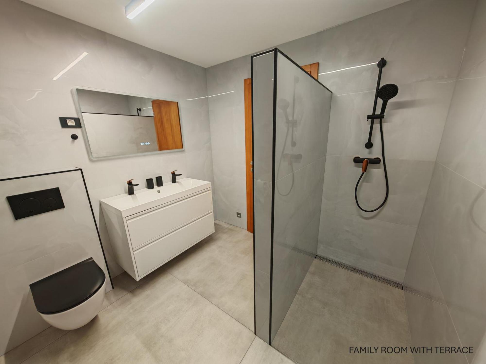 Apartment And Room Anica Толмин Екстериор снимка